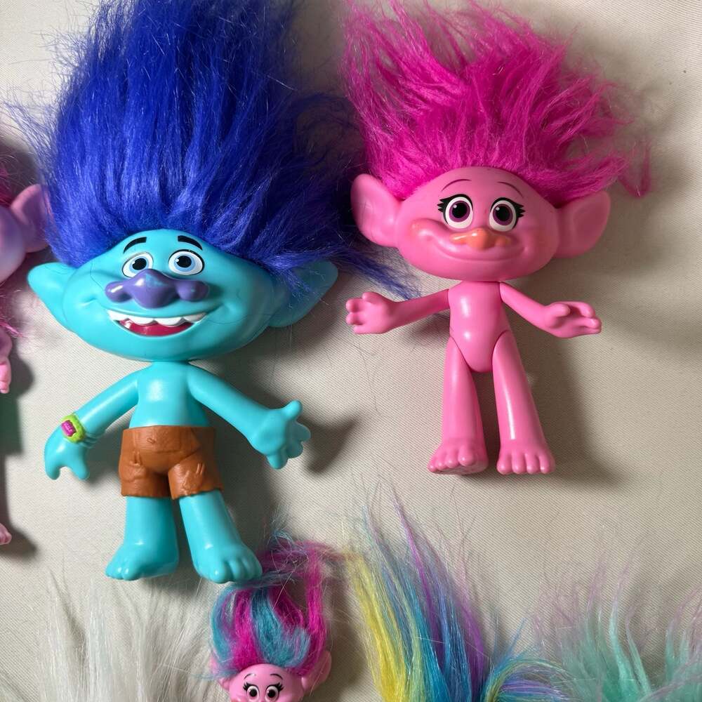 DreamWorks Trolls Assorted Figure Lot - 13 Piece Collection - Picture 4 of 5